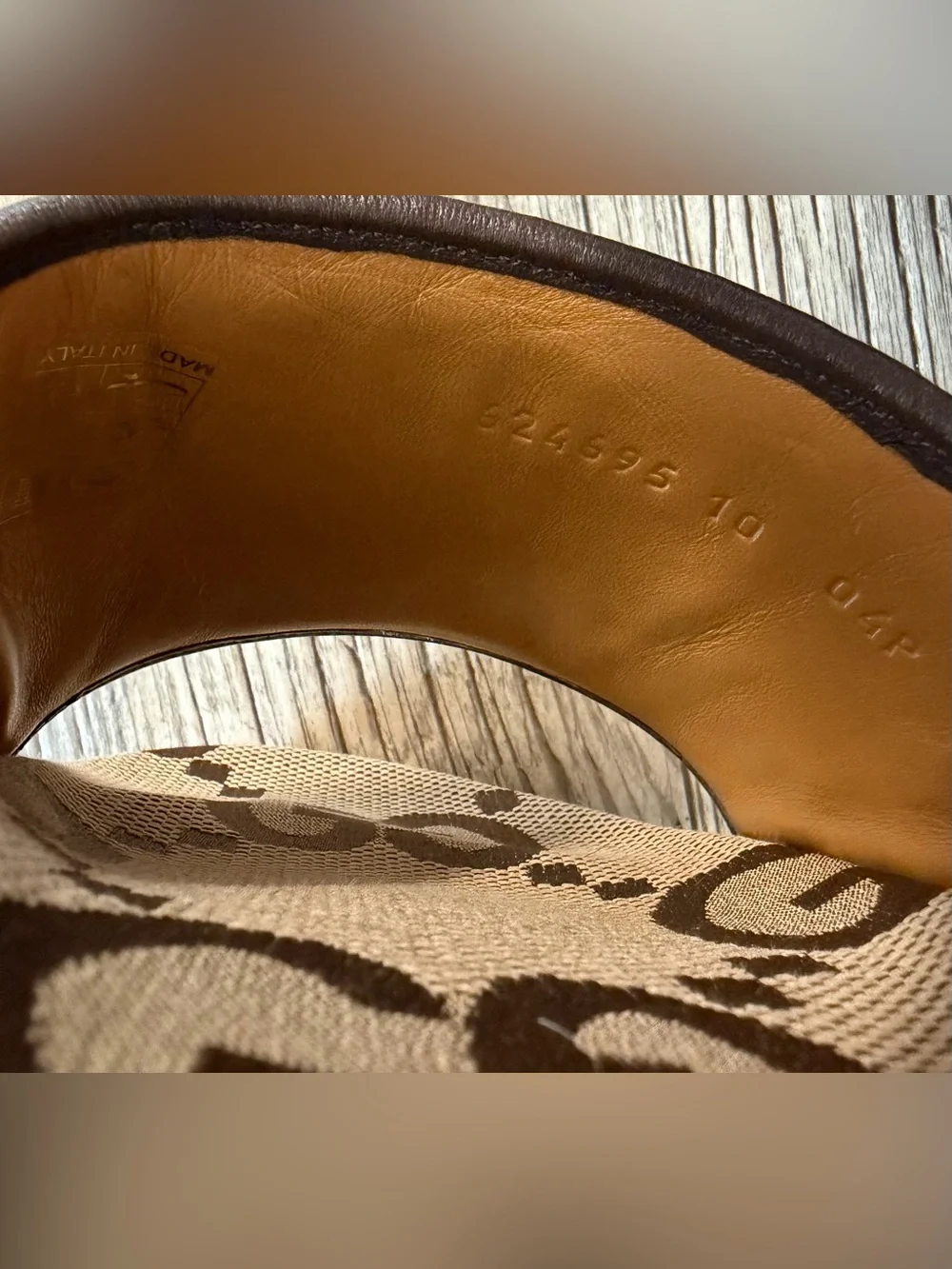 Gucci Men's Slides in Camel and Ebony Maxi GG Canvas Uk 10 US 10.5 - Picture 7 of 9